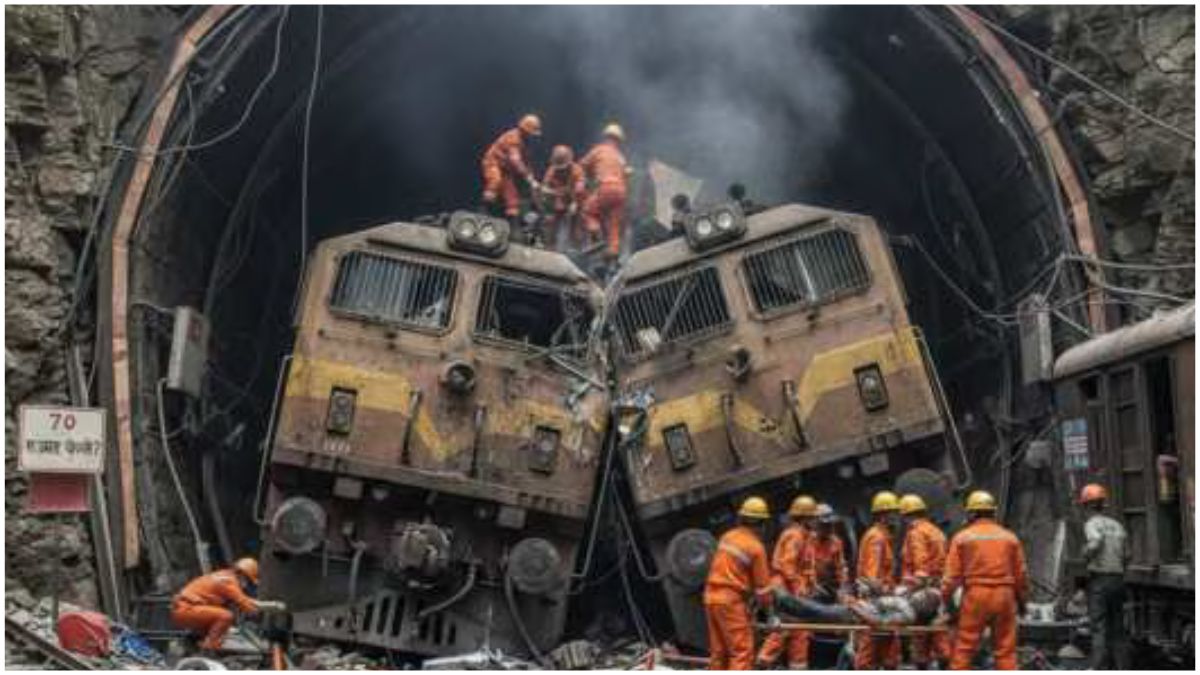 Chamoli train accident: सुरंग में दो लोको ट्रेनें टकराईं, 60 से अधिक लोग घायल