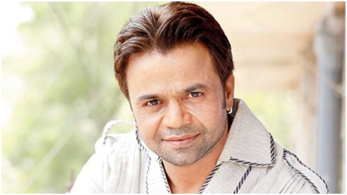 राजपाल यादव की बेल सुनवाई के बाद तिहाड़ जेल से बाहर निकलने की उम्मीदें टलीं, दिल्ली हाई कोर्ट में पेशी के दौरान की तस्वीर