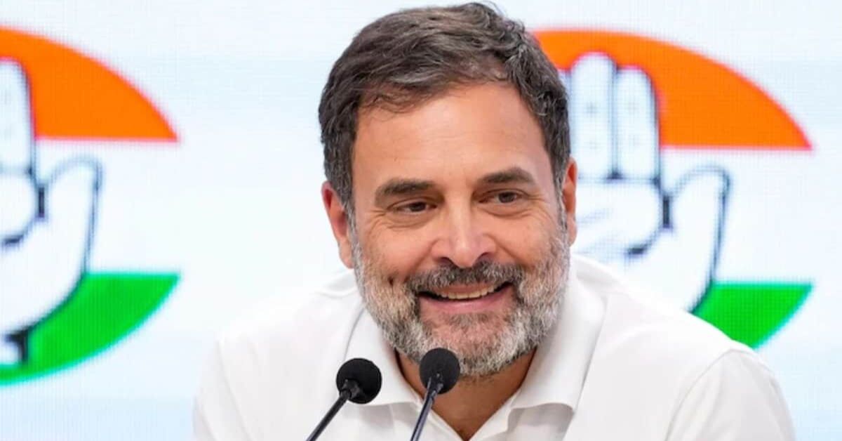 केरल के तिरुवनंतपुरम में संवाद कार्यक्रम के दौरान बोलते हुए कांग्रेस नेता राहुल गांधी, जहां उन्होंने कहा कि राजनीति में नहीं होते तो एयरोस्पेस क्षेत्र में उद्यमिता करते।